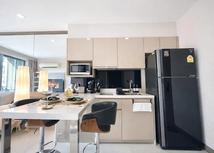 Bright & Spacious - Asoke *