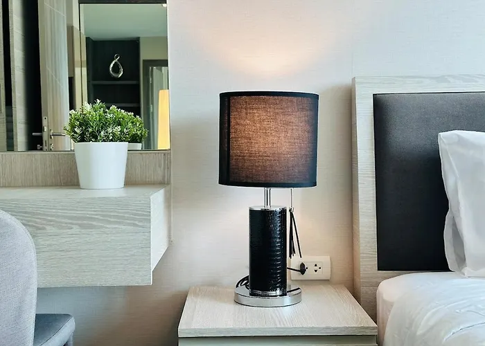 Bright & Spacious - Asoke Bangkok